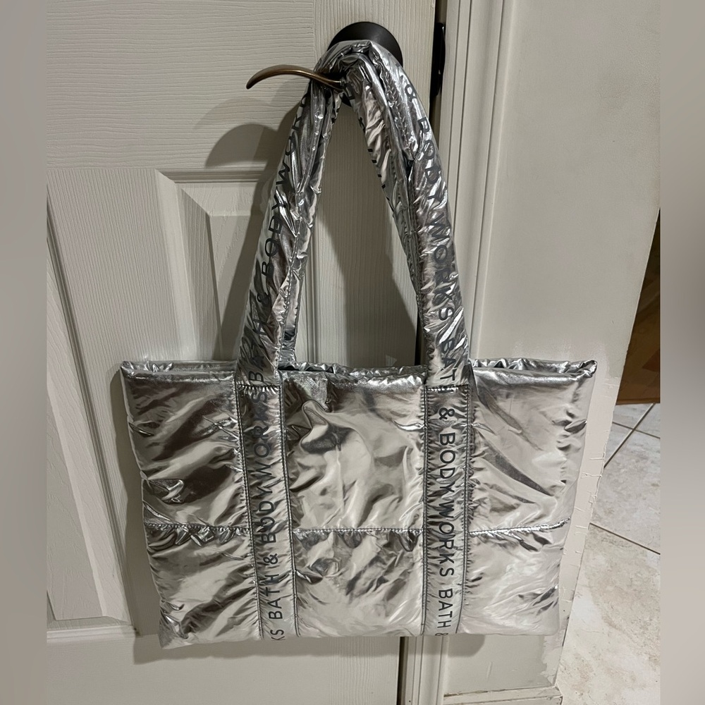 Bath & Body Works Silver Tote Bag **only bag !! NWT